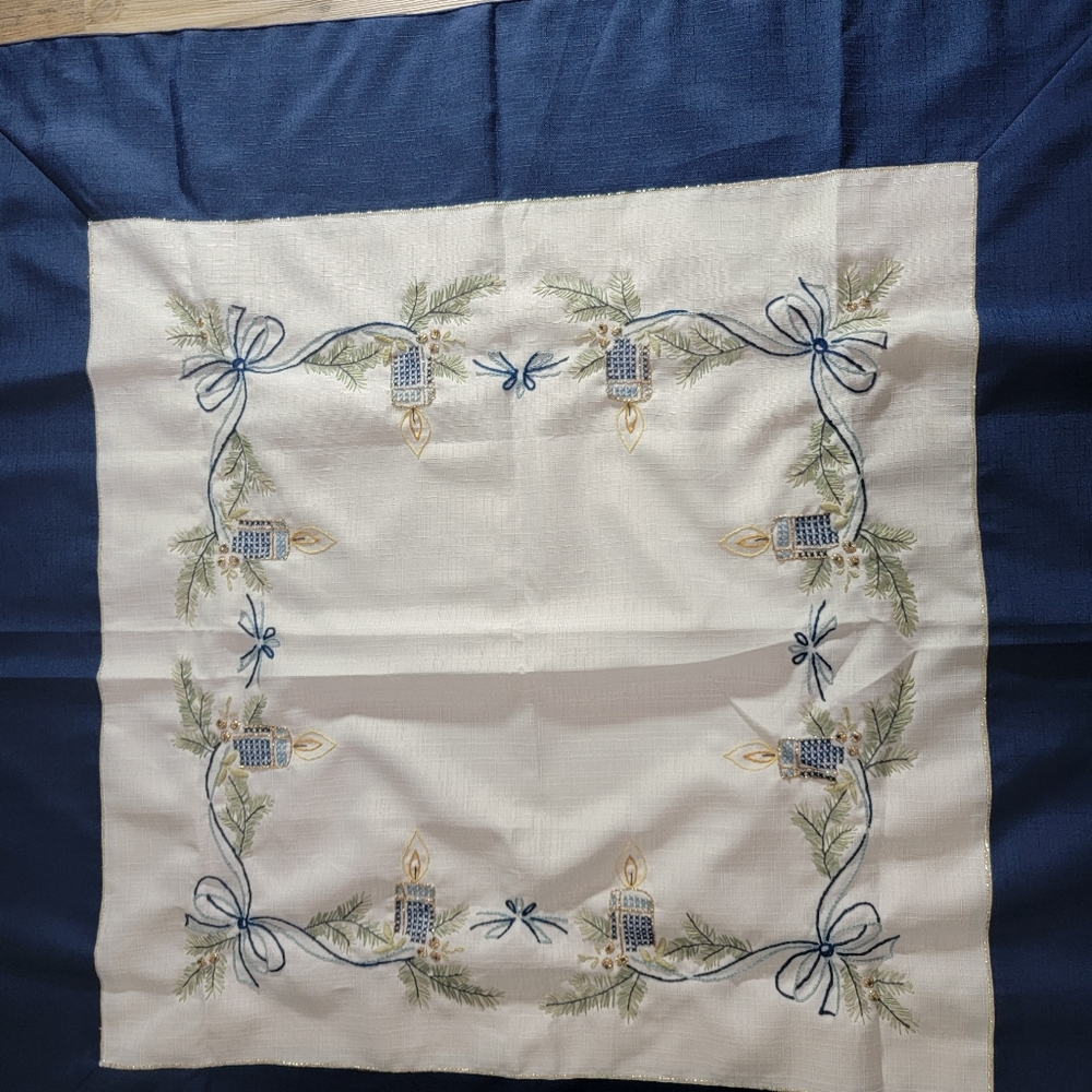 33"x33" Handmade Embroidered Table Cloth Square Christmas Themed Navy And White - Picture 3 of 6